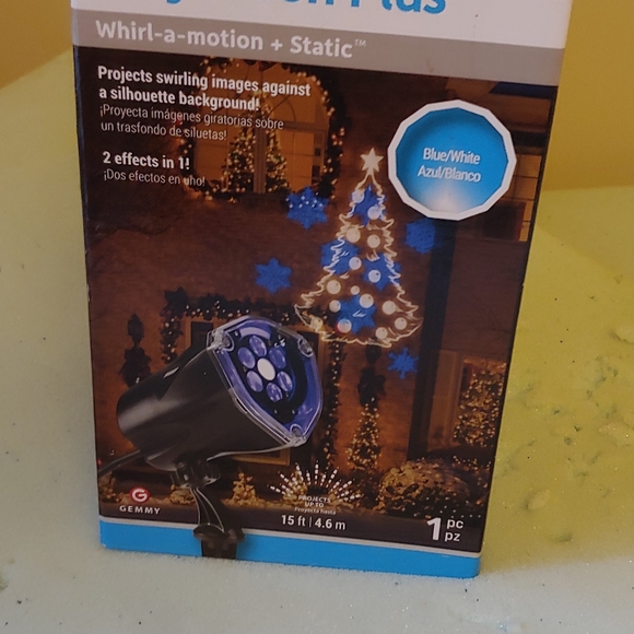 Projection Plus Christmas Lightshow - Picture 2 of 6